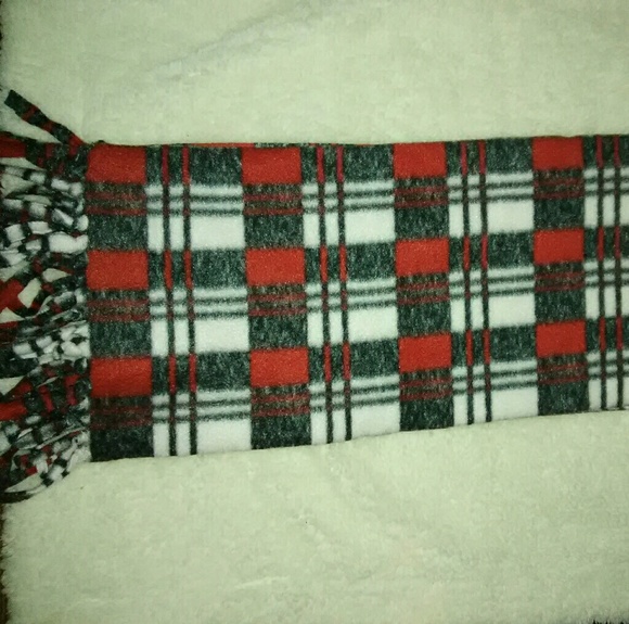 Men's scarf - Picture 2 of 2